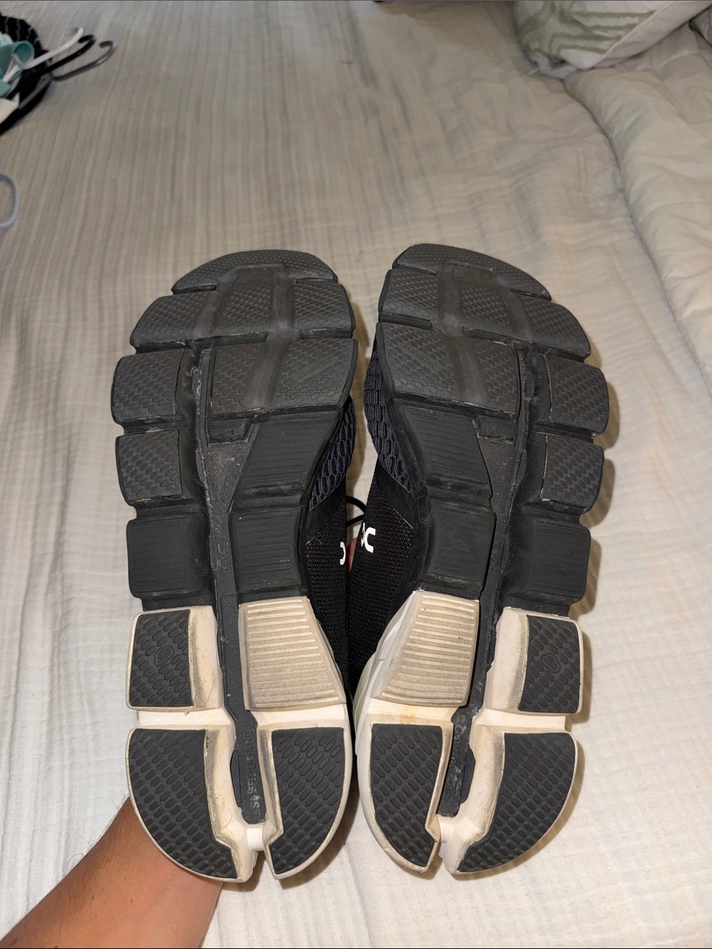 On Cloud Men's Black and Gray Athletic Running Shoes - Picture 5 of 5